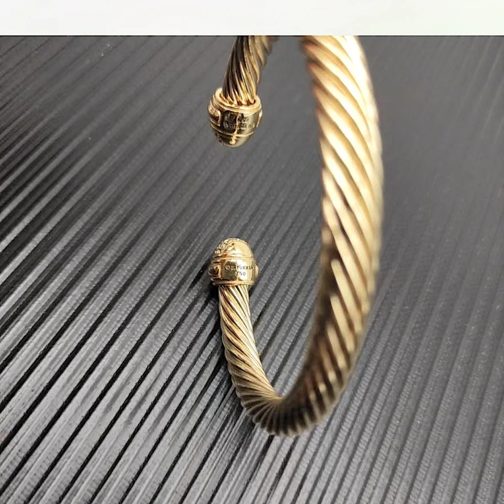 EUC David Yurman RENAISSANCE® OVAL CABLESPIRA® BRACELET, 18K Gold, Diamonds, 7mm - Picture 6 of 9